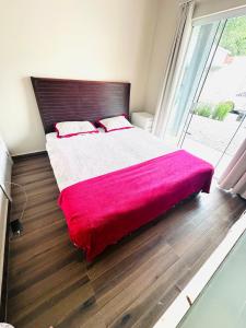 Casa com piscina e espaço gourmet