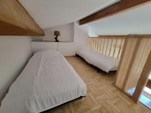 Maison de vacances, séjour cuisine, résidence MAS DE LA PLAGE 1, terrasse Sud dégagée 4 couchages Portiragnes LRMP77