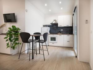 Domus Boccea - Vatican Apartment