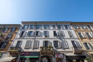 Navigli authentic charm in a historic Milan home