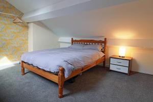 Moorfields city centre apartment sleeps 10