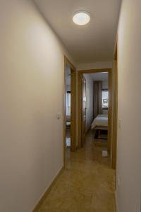 Beach side apartment La Duquesa