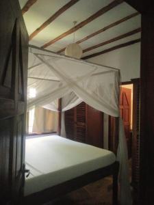 3 Bedroom Furnished Holiday Cottage Casaurina,Malindi