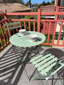 Appartements Charmant T2 renove avec balcon, proche plage et commerces : photos des chambres