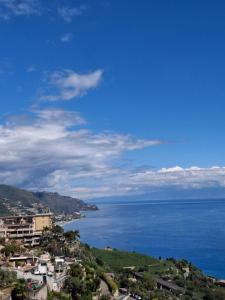 COCO SUNSHINE Apartment TAORMINA