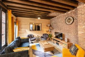 LAtelier dÉléa 4 Terrace - Industrial-chic in the heart of Honfleur