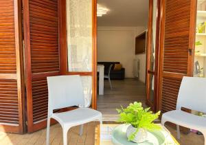 Apartamento de 2 dormitorios con balcón