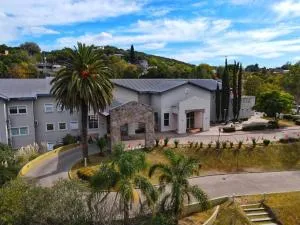 Howard Johnson Rio Ceballos Hotel y Casino - 韦尔塔格兰德