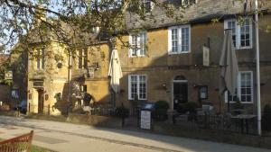 Modern 3 bedroom lodge at Avonvale Holiday Lodges