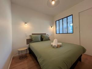 Charmant studio avec coin nuit & cuisine extérieur agréable 22B