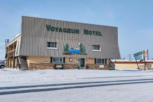 Love Hotels Voyageur by OYO at International Falls MN