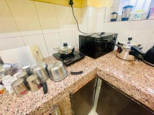 Lovely 2bhk at Begumpet with Ac