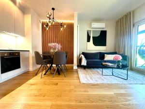 VipWarsawApartments pl Gold Mennica Residence