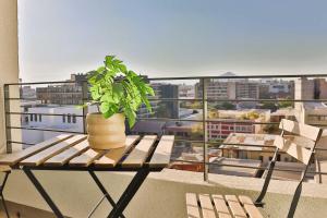 HOM I Depto 1D1B Parking Cerca de Movistar Arena