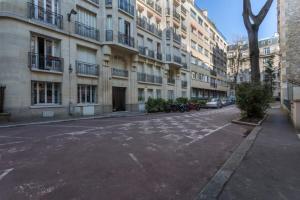Appartements GuestReady - Designer Apartment - Eiffel Tower View! : photos des chambres