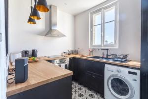 GuestReady - Designer Apartment - Eiffel Tower View!