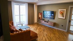 Luxury Apartment Near Old City & Targovy