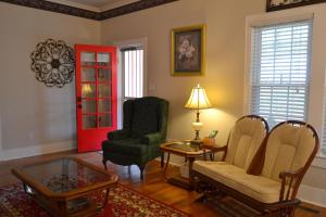 Ivy Cottage in Greenfield TN