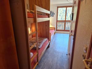 Appartements Studio cosy 4 pers, 20m², balcon, proche pistes et commerces, Modane - FR-1-265-201 : photos des chambres