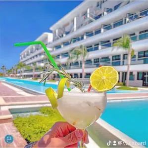 Cana Rock Star-Two apartments very close-Ground floor direct access to the pool - El Macao