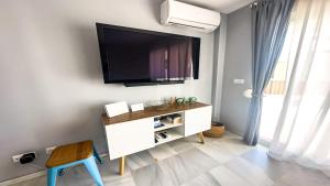 Nice apartment by the sea