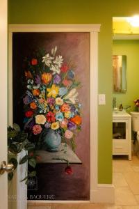 Chateau Connellsville Botanical Haven Suite