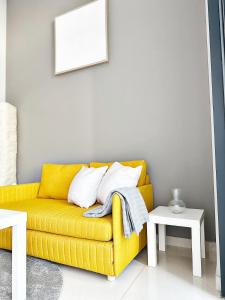 Burj Bliss - Canal-View Luxury 1BR Downtown