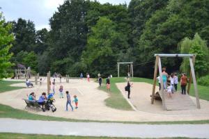 Campings Camping 3 etoiles - Piscine - ccbaice : photos des chambres
