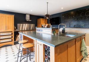 Fron Y Mor Moylegrove