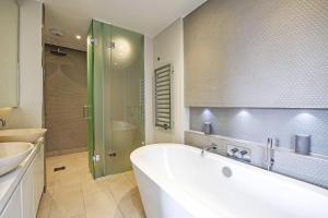 Accomodo London Waterloo - Luxury & Spacious Triplex Penthouse on Southbank