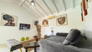 Linda casa na Barra do Sahy 1 (Litoral Norte SP)