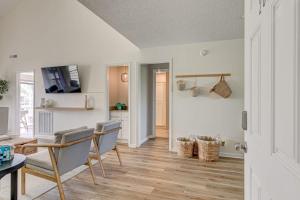 5 Min to Beach and Golf plus Pool