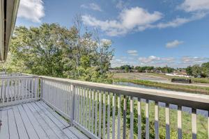 5 Min to Beach and Golf plus Pool