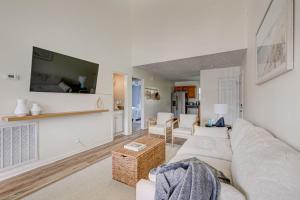5 Min to Beach and Golf plus Pool