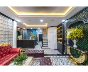 Dancentre Airport Stays - Vyvy Hotel