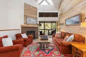 Foxglove by Whistler Premier - Pemberton