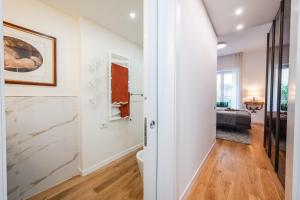 tHE Golden Retreat - San Babila Duomo