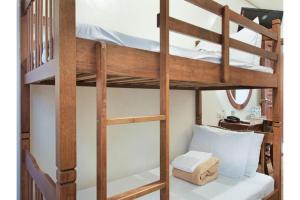 Collection O Avitel Hotel near Osmena Highway, PNR Pasay Station, Metro Manila