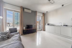 La Vista sulla Città - 8vo Piano Attico Mozzafiato