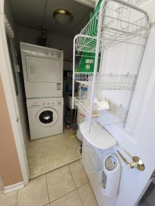 Impressive Furnished Apartment in Town of Tecumseh