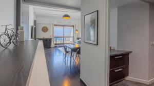 Appartements Les Cygnes - exceptional location with lake view - 3 bedrooms : photos des chambres
