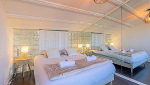 Les Cygnes - exceptional location with lake view - 3 bedrooms