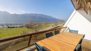 Appartements Les Cygnes - exceptional location with lake view - 3 bedrooms : photos des chambres