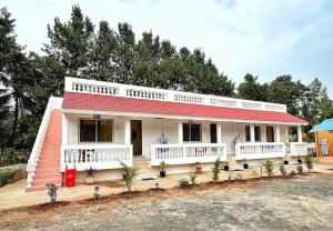 Grand 5 bedroom Private Pool Villa