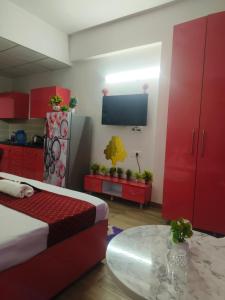 Studio Apartment by La Valentino Near Expo Mart