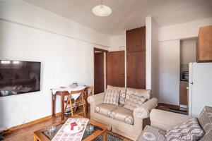 Elithas Central & Budget Stay