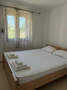 Garden Haven 100m from the Sea