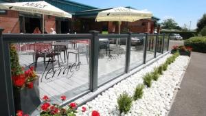 Holiday Home Retreat, Sleeps 6