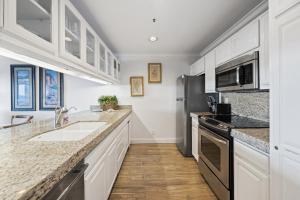 H1070 Hamilton Cove Villa 10-70