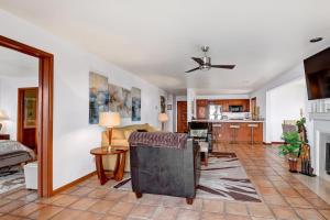 H1151 Hamilton Cove Villa 11-51